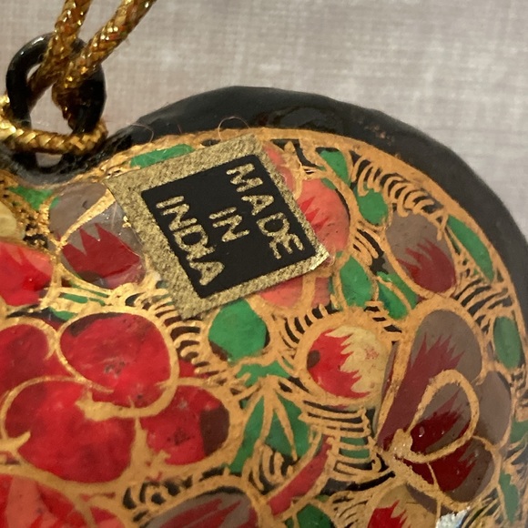 Kasmir Art Paper mache ornaments tassel hand painted - Picture 8 of 16